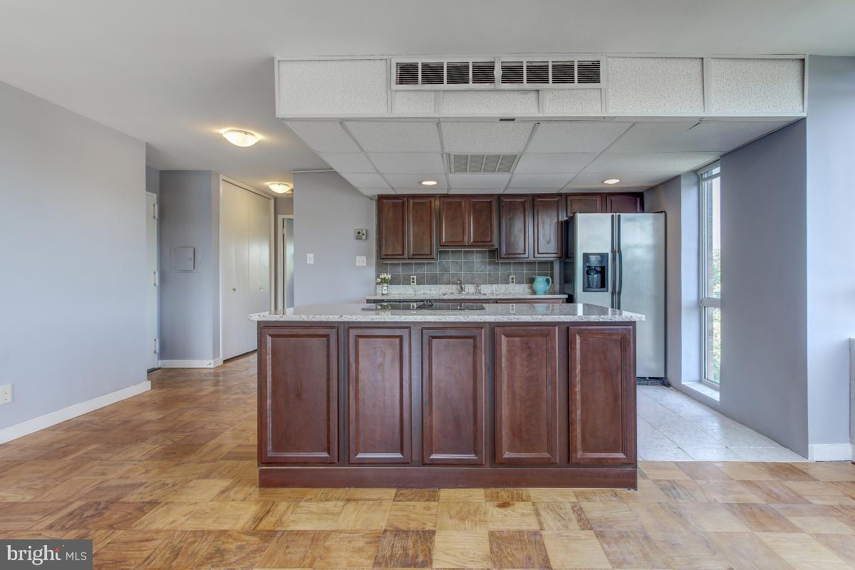 11400 Washington Plaza West, Unit 804 Reston, VA 20190 - Photo 7 of 32 Huge island with tons of storage