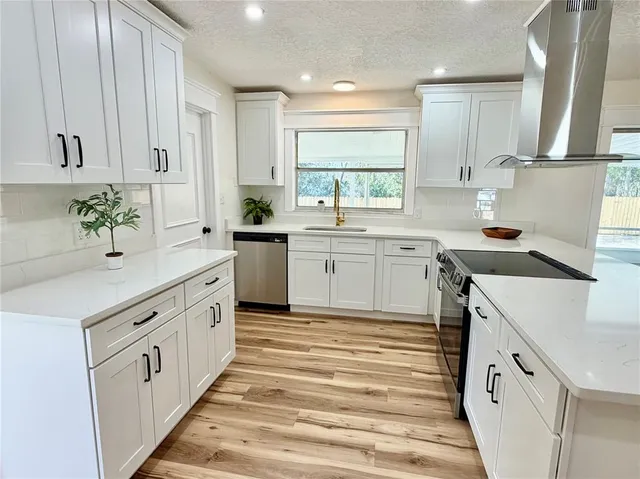 $359,900 | 1624 Leslie Drive, Lakeland, FL 33801