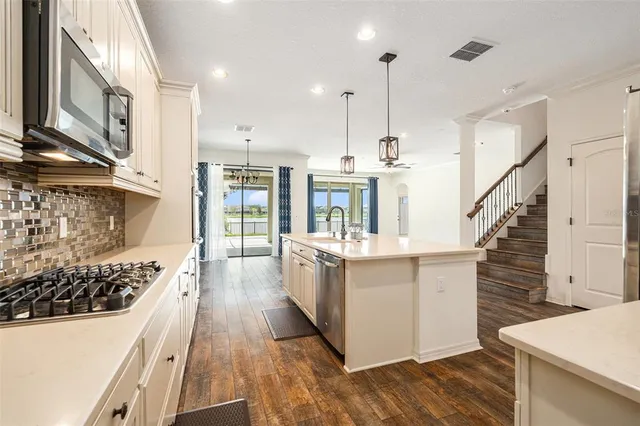 $829,000 | 19209 Long Lake Ranch Boulevard, Lutz, FL 33558