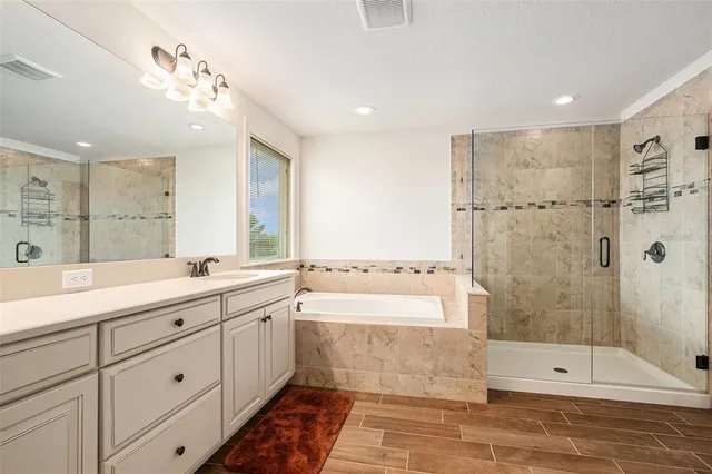 $829,000 | 19209 Long Lake Ranch Boulevard, Lutz, FL 33558