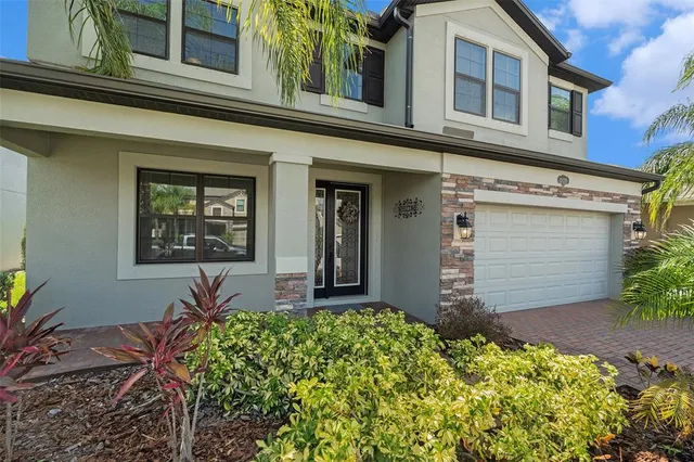 $829,000 | 19209 Long Lake Ranch Boulevard, Lutz, FL 33558