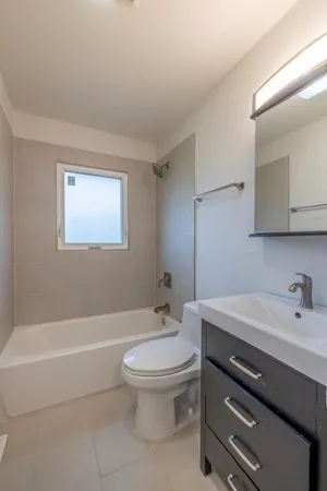$2,700 | 3922 North Cass Avenue, Westmont, IL 60559