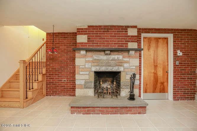 32 Butler Street Cos Cob, CT 06807 - Photo 15 of 25 Family Room