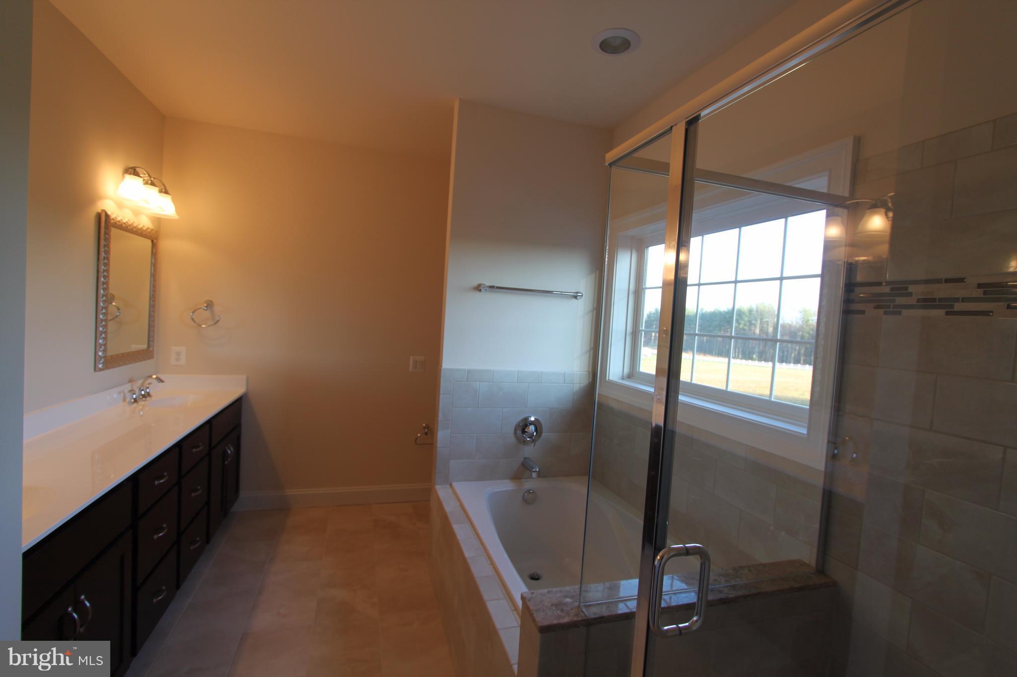 27415 Strawberry Hill Road Rhoadesville, VA 22542 - Photo 20 of 26 Bath (Master)
