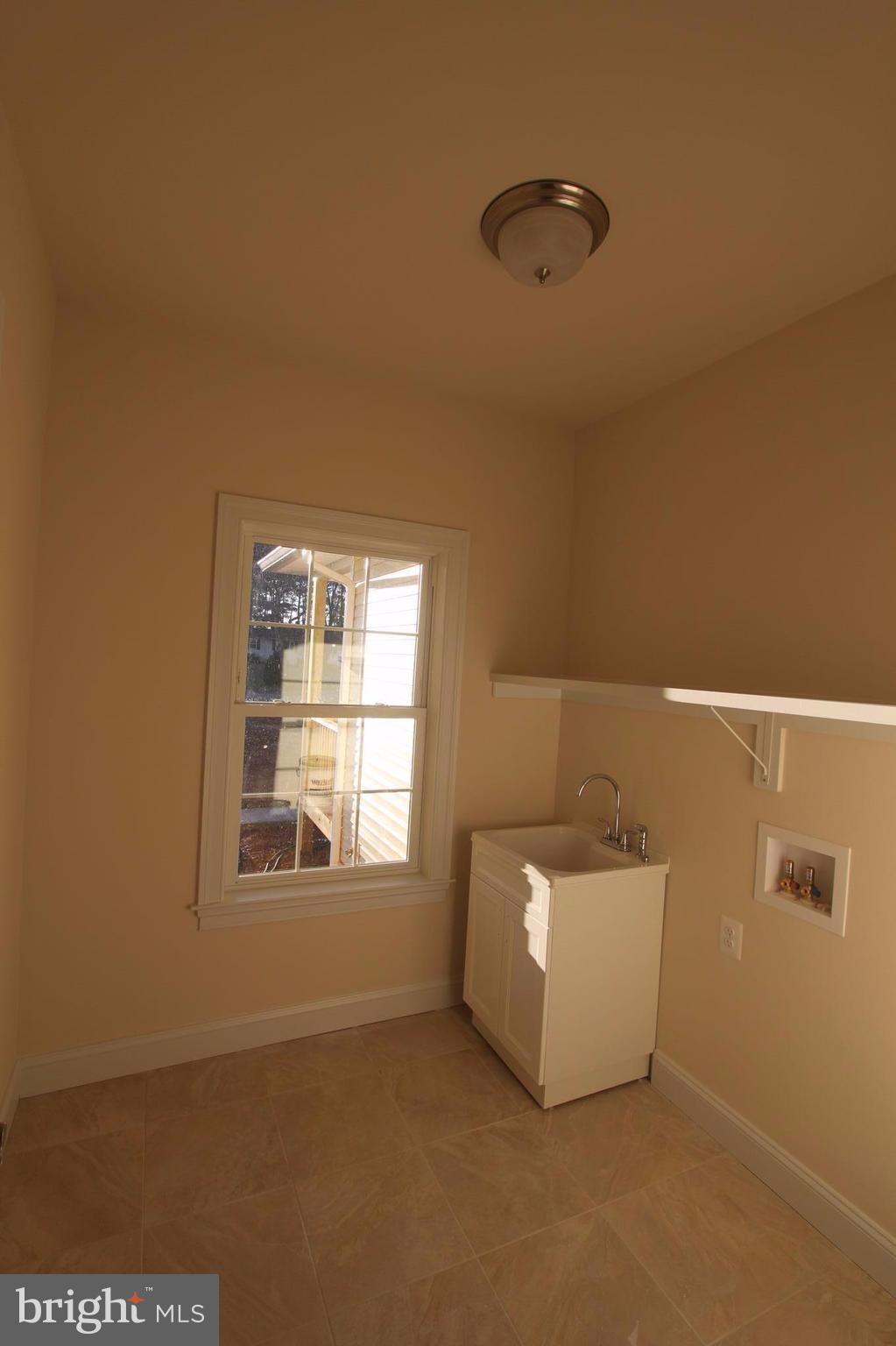 27415 Strawberry Hill Road Rhoadesville, VA 22542 - Photo 23 of 26 Laundry