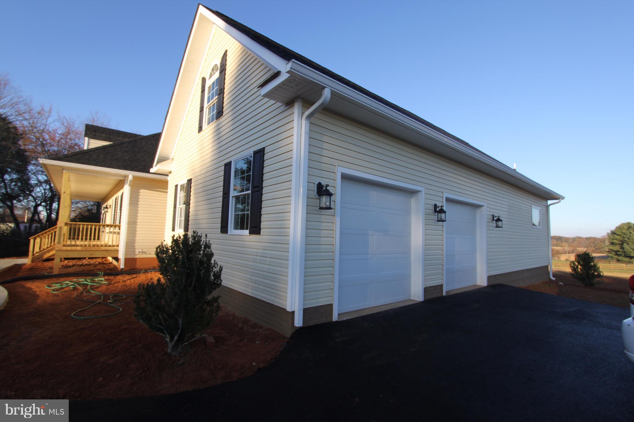 27415 Strawberry Hill Road Rhoadesville, VA 22542 - Photo 3 of 26 Exterior (General)