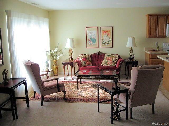 33522 Utica Road, Unit 7 Fraser, MI 48026 - Photo 7 of 25 33522 Utica Rd, Unit 7 008.jpg