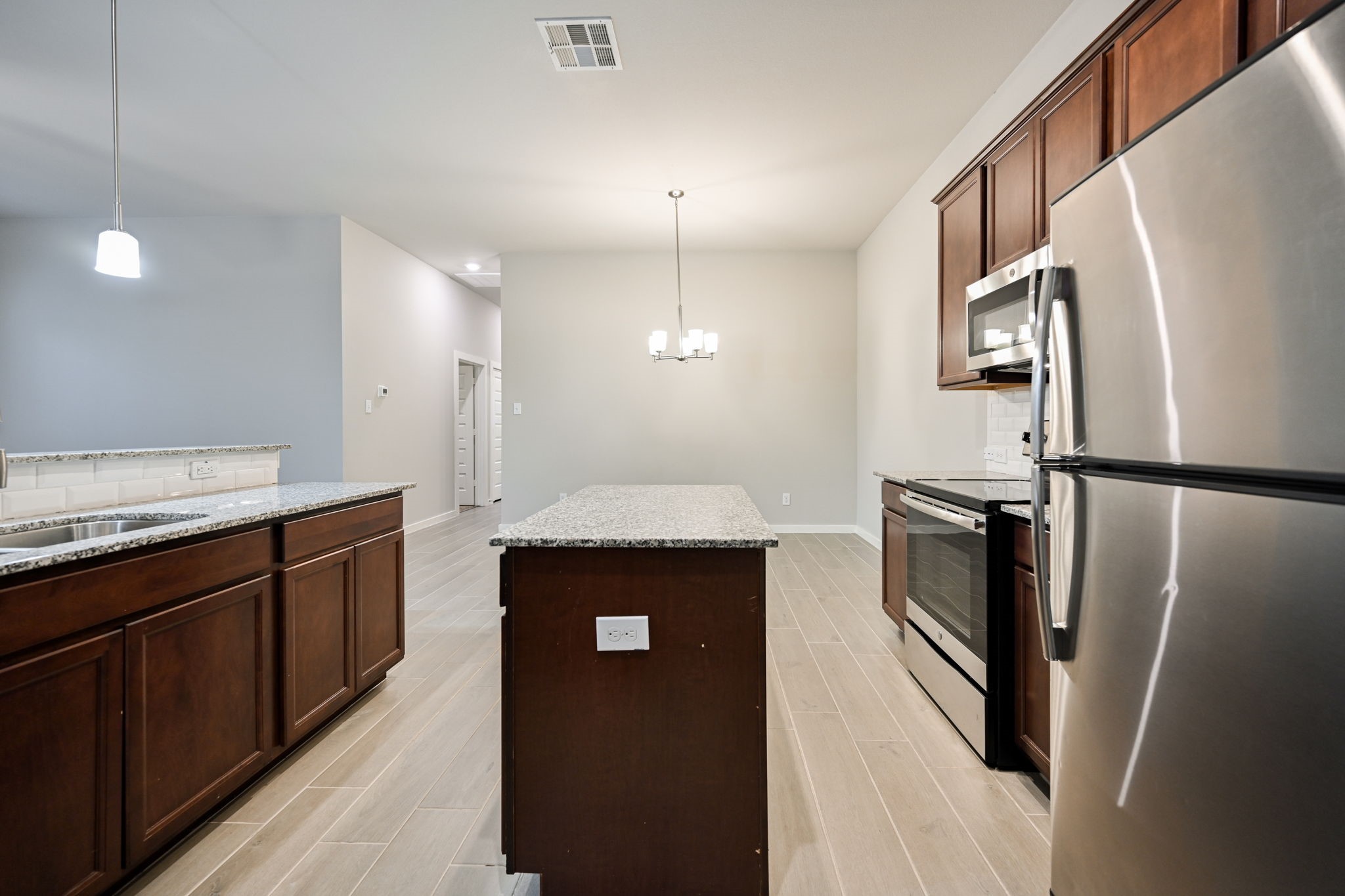 127 Wickersham, Unit A Conroe, TX 77304 - Photo 16 of 36