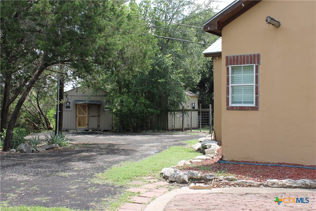 2114 Sparta Road Belton, TX 76513 - Photo 10 of 45