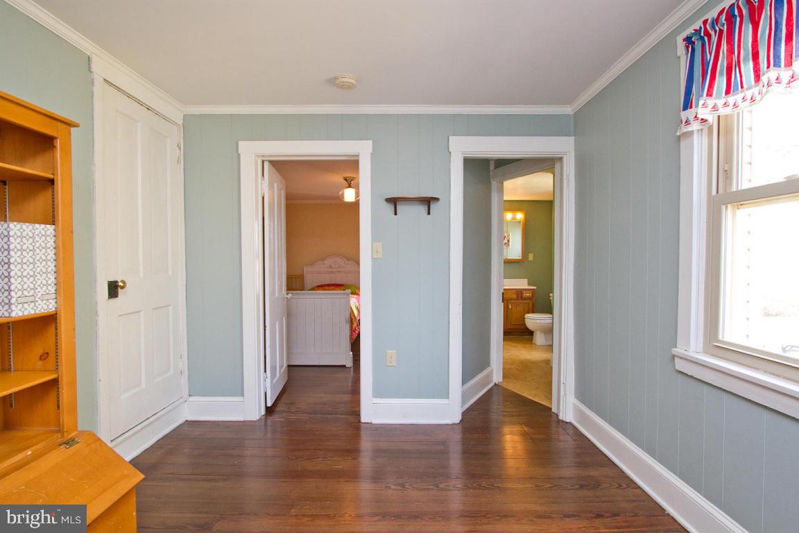 18 North Locust Street Lititz, PA 17543 - Photo 25 of 38 Gallery Image 25