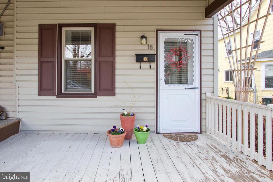 18 North Locust Street Lititz, PA 17543 - Photo 4 of 38 Gallery Image 4