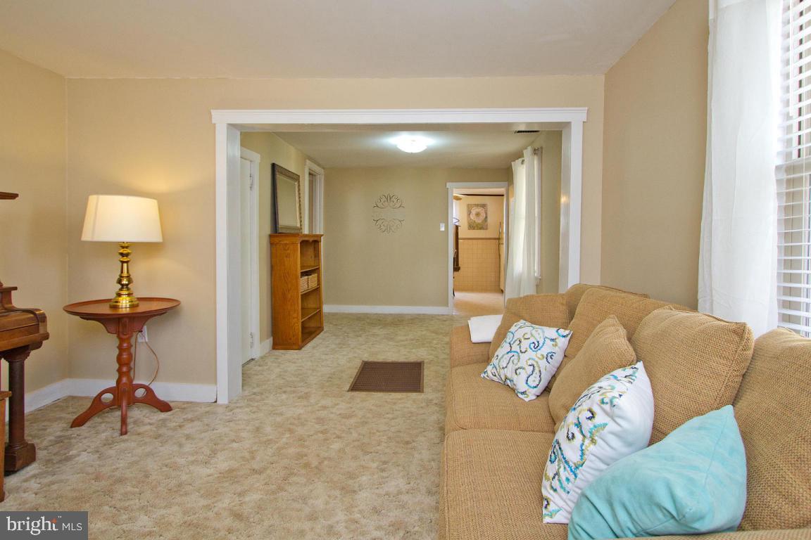 18 North Locust Street Lititz, PA 17543 - Photo 7 of 38 Gallery Image 7