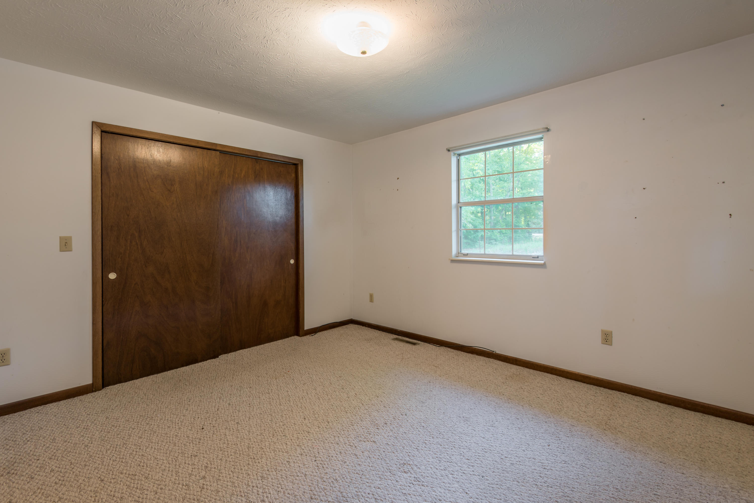 215 High Point Orchard Road Kingston, TN 37763 - Photo 11 of 25 Master Bedroom