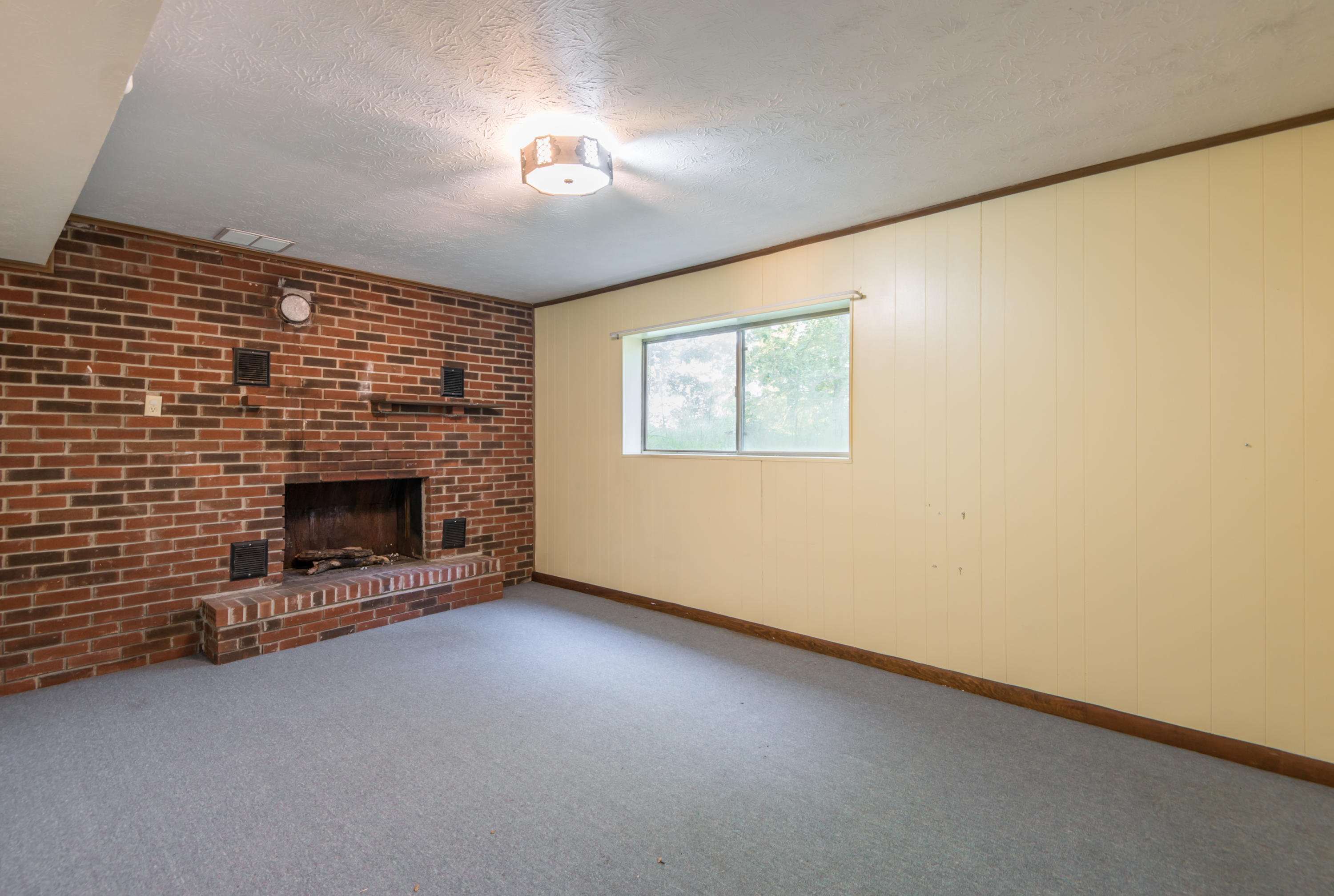 215 High Point Orchard Road Kingston, TN 37763 - Photo 17 of 25 Family Room