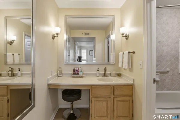 $184,900 | 1613 Old Pond Lane, Unit 1613, Norwich, CT 06360