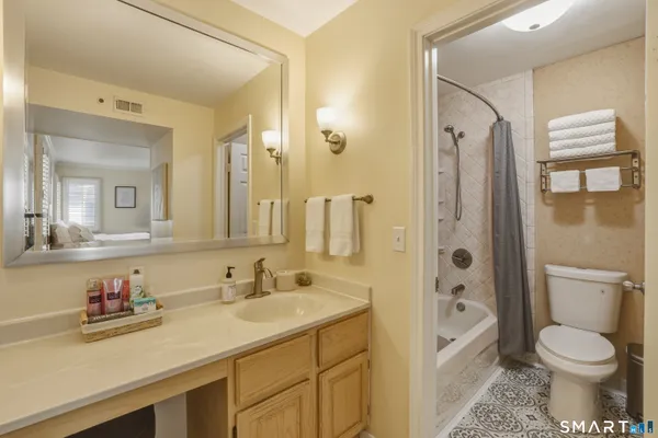 $184,900 | 1613 Old Pond Lane, Unit 1613, Norwich, CT 06360