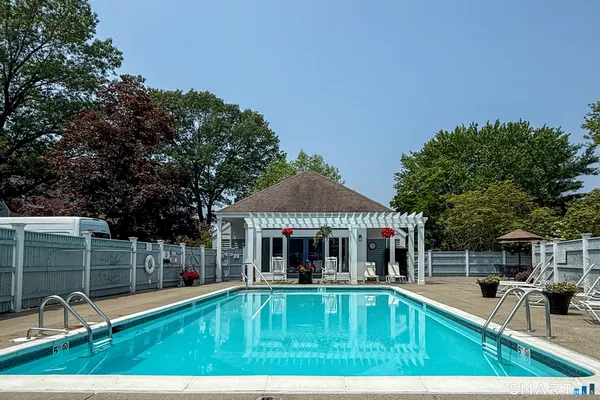 $184,900 | 1613 Old Pond Lane, Unit 1613, Norwich, CT 06360