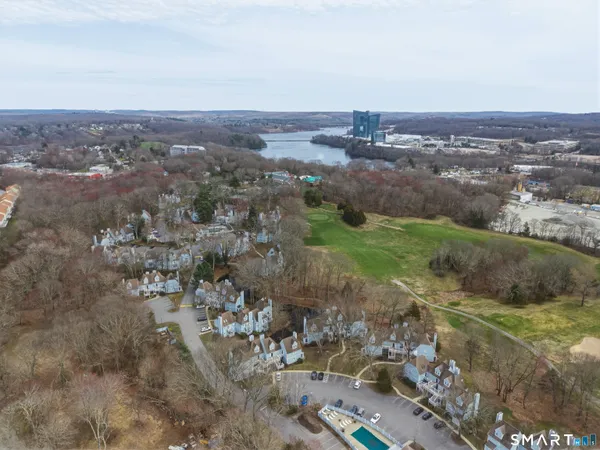 $184,900 | 1613 Old Pond Lane, Unit 1613, Norwich, CT 06360