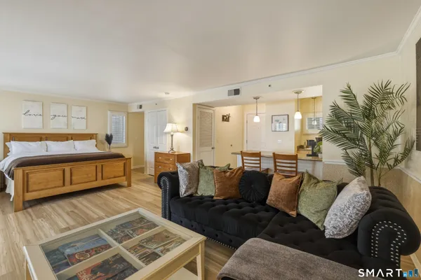 $184,900 | 1613 Old Pond Lane, Unit 1613, Norwich, CT 06360