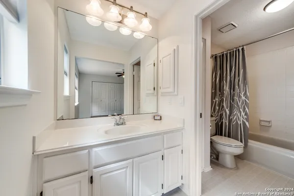 $3,200 | 16310 Sacre Couer, San Antonio, TX 78232