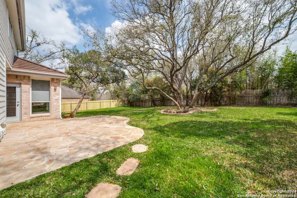 $3,200 | 16310 Sacre Couer, San Antonio, TX 78232