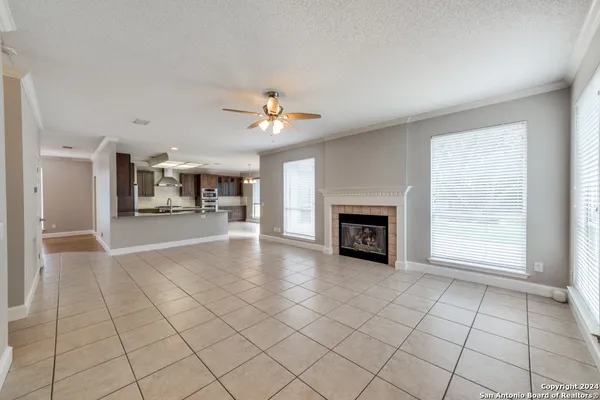 $3,200 | 16310 Sacre Couer, San Antonio, TX 78232