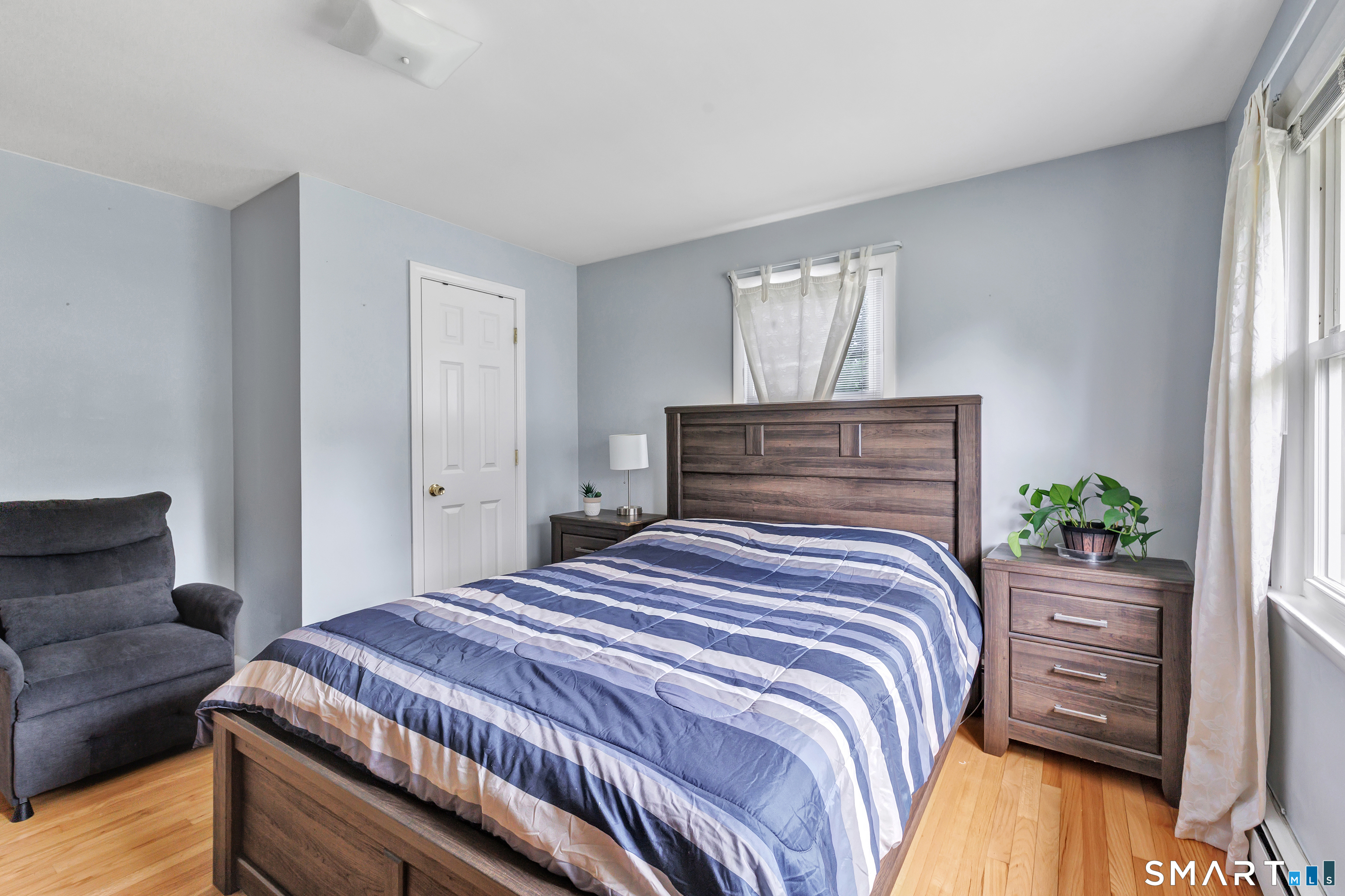 240 Blackhouse Road Trumbull, CT 06611 - Photo 22 of 40