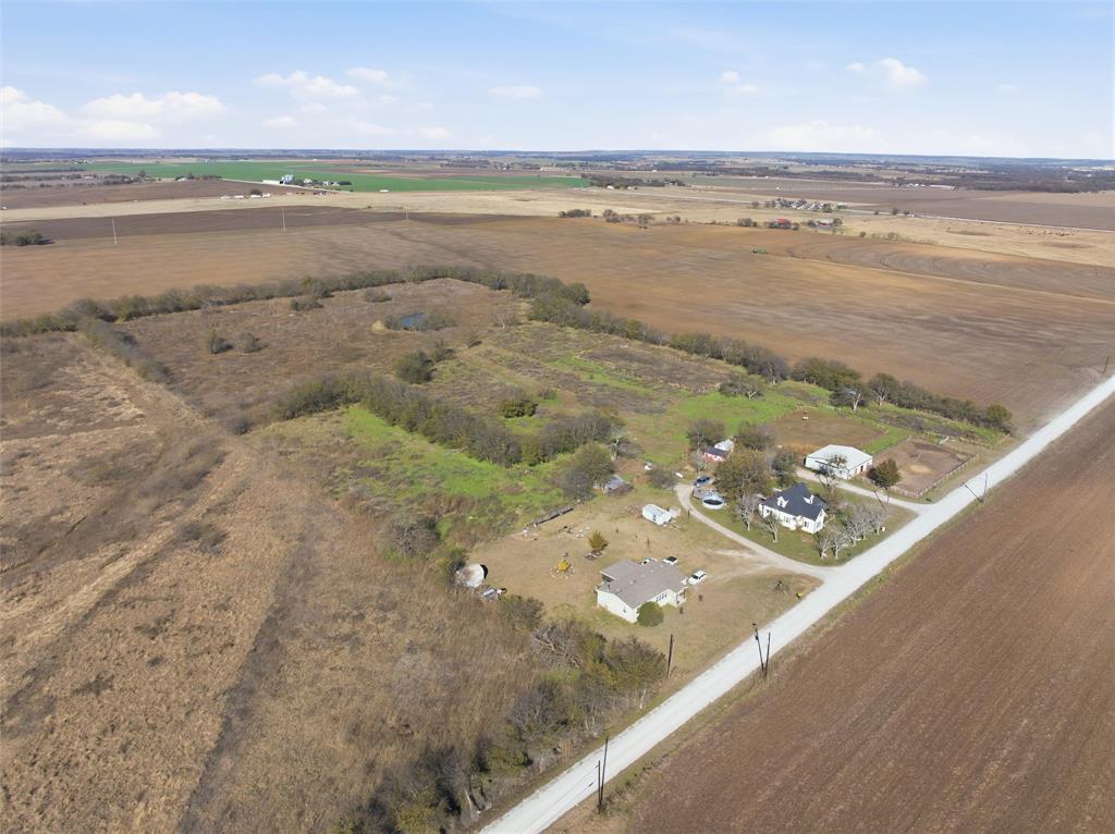 1025 Hcr 2421 Road Hillsboro, TX 76645 - Photo 34 of 36 a view of an ocean and beach