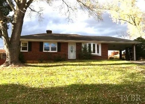 $1,700 | 1044 Ardmore Circle, Lynchburg, VA 24501