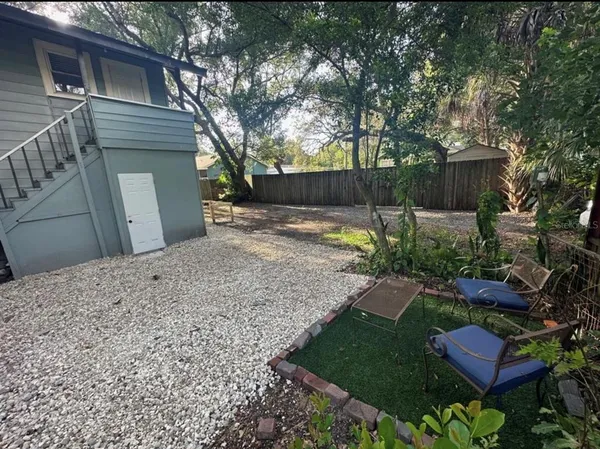 $1,200 | 115 West Plymouth Street, Unit C, Tampa, FL 33603