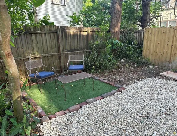 $1,200 | 115 West Plymouth Street, Unit C, Tampa, FL 33603