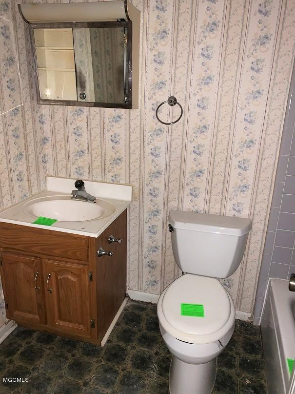 7151 Firetower Road Kiln, MS 39556 - Photo 7 of 16 Hall Bath
