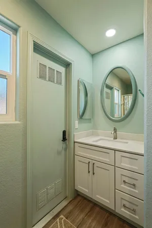 $1,600,000 | 17700 North Kennison Lane, Lodi, CA 95240