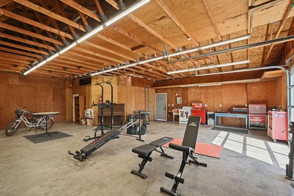 $1,600,000 | 17700 North Kennison Lane, Lodi, CA 95240