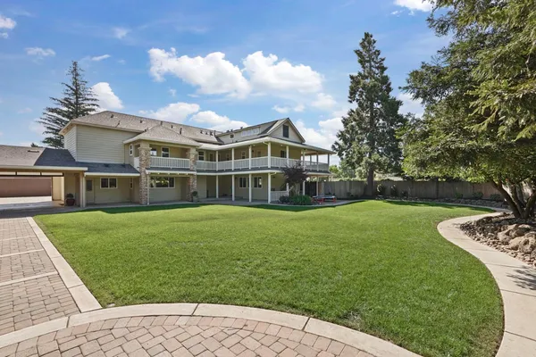 $1,600,000 | 17700 North Kennison Lane, Lodi, CA 95240