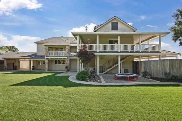 $1,600,000 | 17700 North Kennison Lane, Lodi, CA 95240