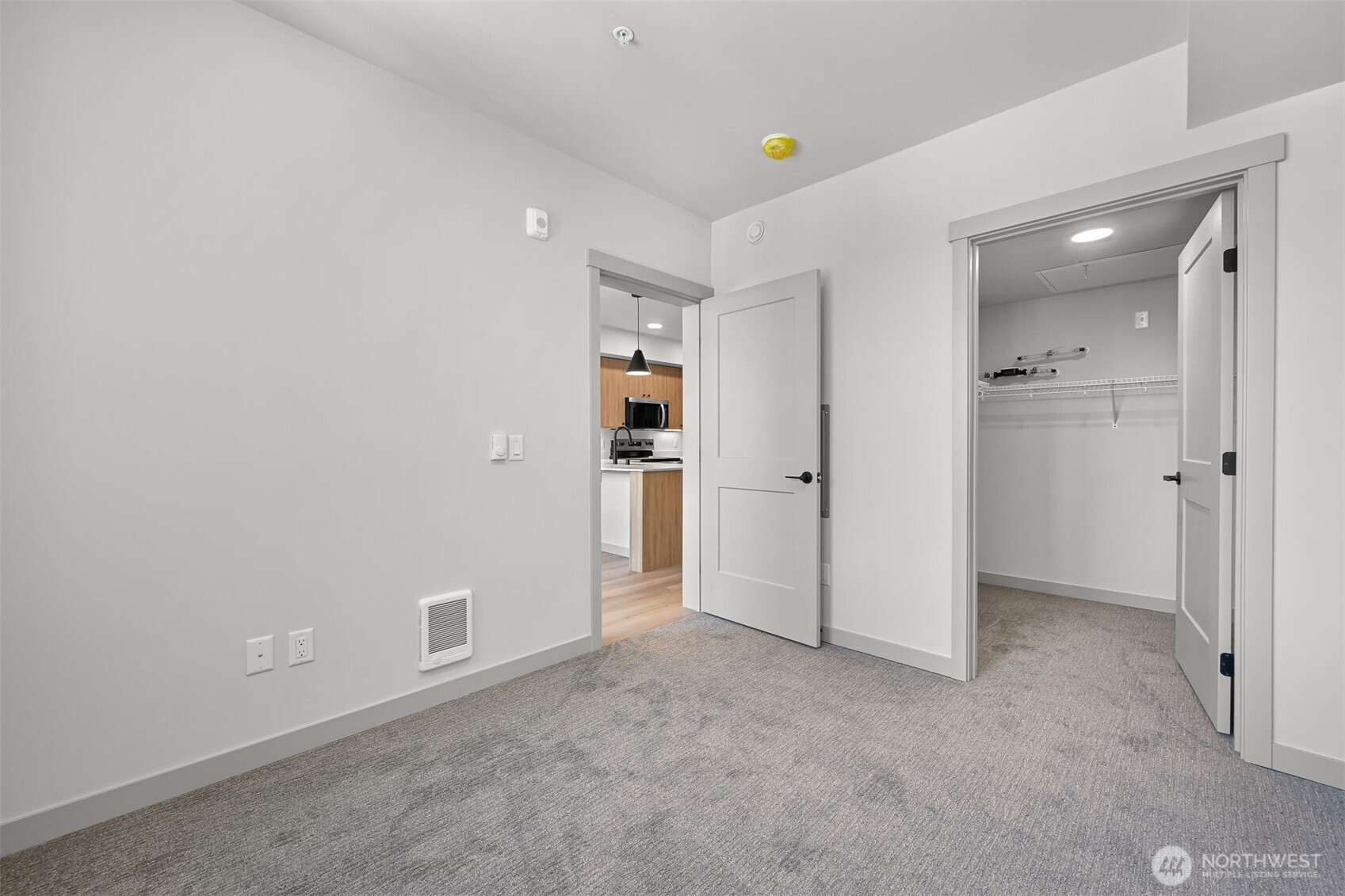 820 North State Street, Unit 507 Bellingham, WA 98225 - Photo 14 of 23