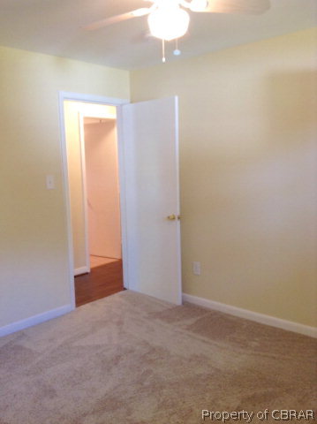 1484 Laurens Road Gloucester Point, VA 23062 - Photo 12 of 36