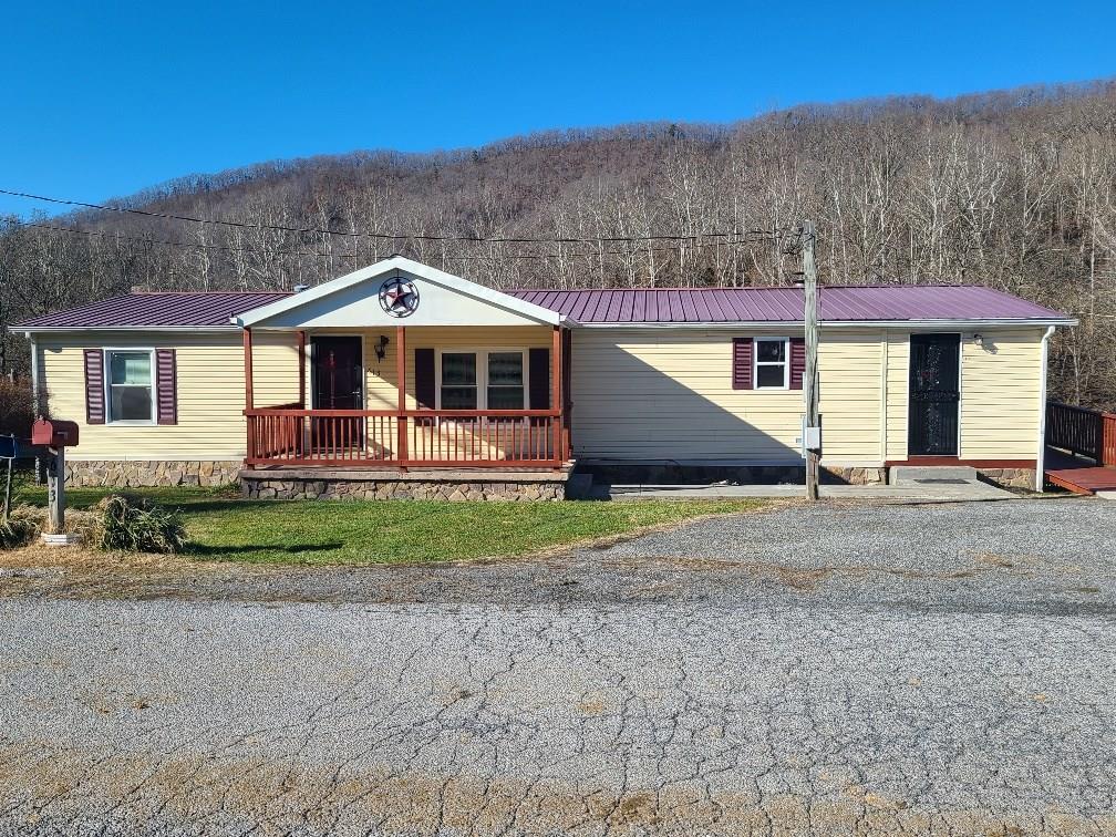 613 River Road Saltville, VA 24370 - Photo 1 of 26 Gallery Image 1