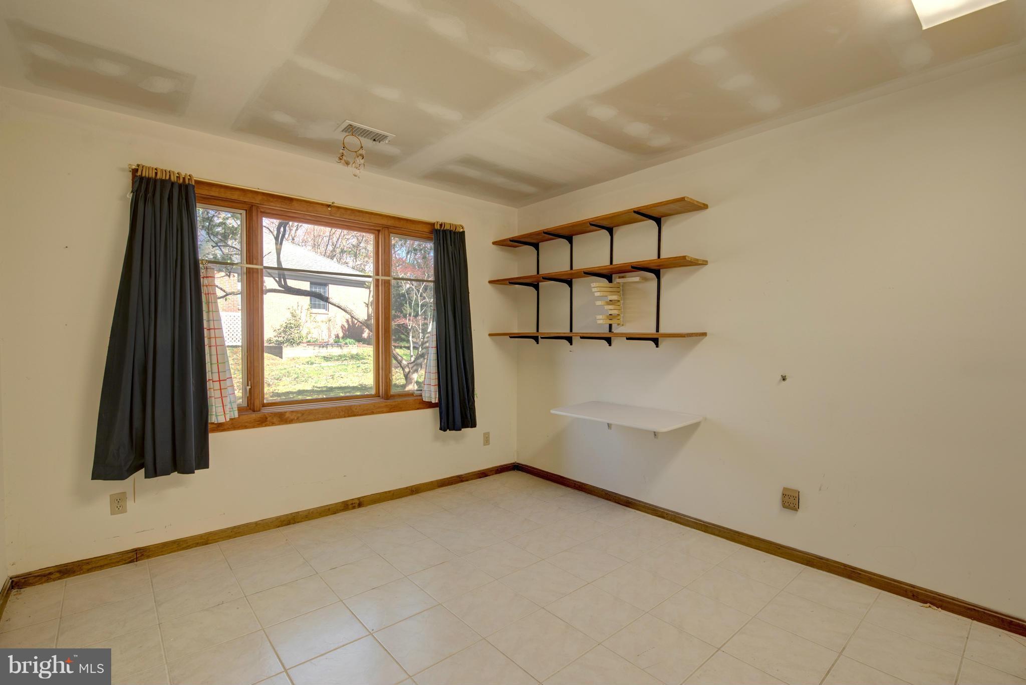 229 Birch Run Road Chestertown, MD 21620 - Photo 20 of 22 an empty room with windows