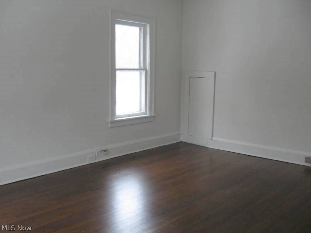 2587 Exeter Road Cleveland, OH 44118 - Photo 15 of 15 Gallery Image 15
