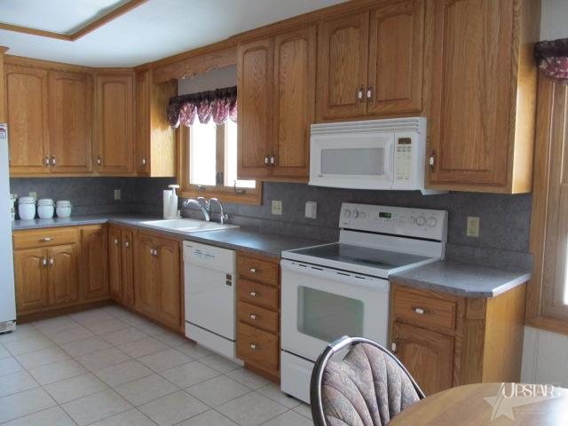230 West 850 North Decatur, IN 46733 - Photo 6 of 17