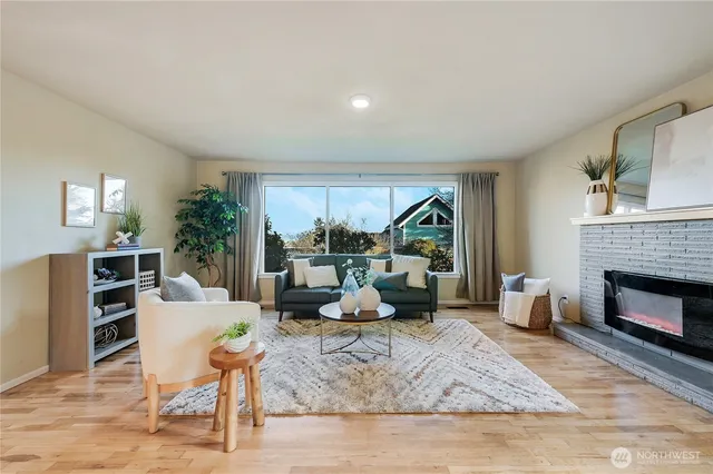 $585,000 | 334 Sheridan Street, Port Townsend, WA 98368