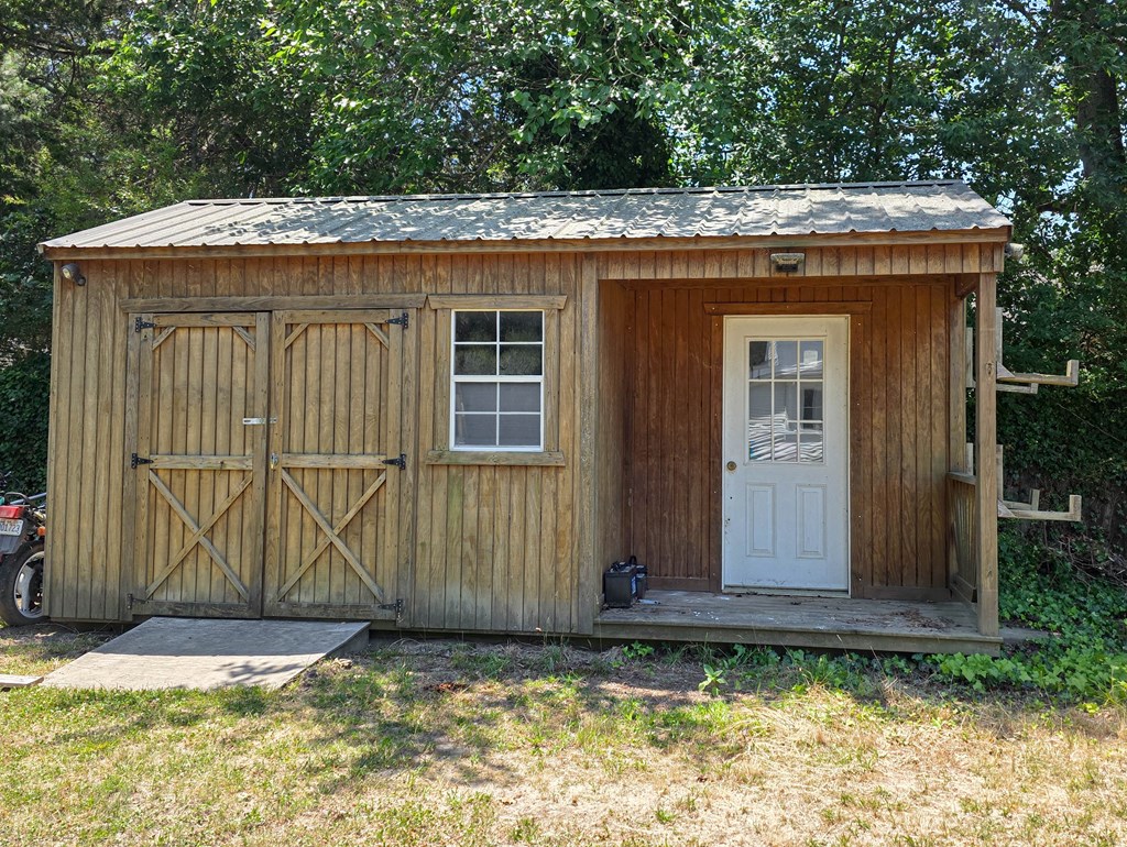 7781 Seaside Road Nassawadox, VA 23413 - Photo 27 of 49