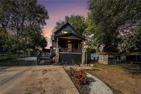 $194,000 | 804 South Home Avenue, Independence, MO 64053