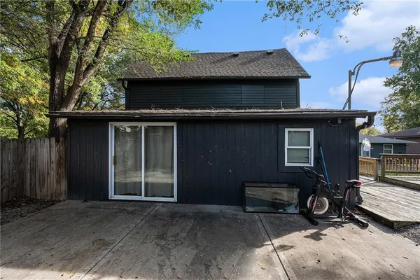 $194,000 | 804 South Home Avenue, Independence, MO 64053