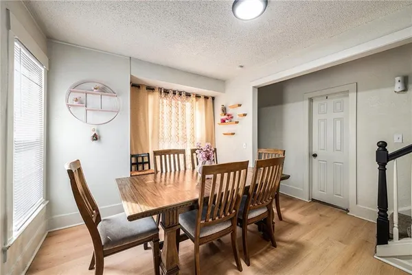 $194,000 | 804 South Home Avenue, Independence, MO 64053