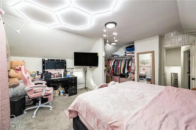 $205,000 | 804 South Home Avenue, Independence, MO 64053