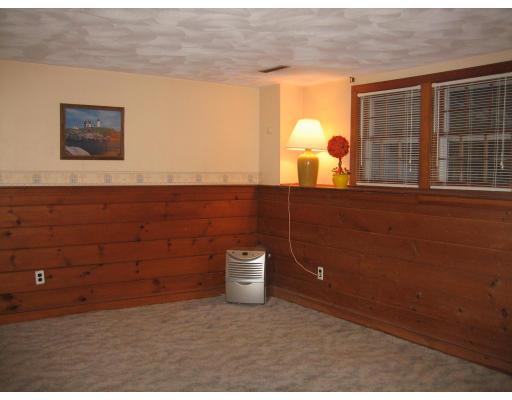 5 Stratton Hill Road Westford, MA 01886 - Photo 14 of 18 Gallery Image 14