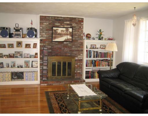 5 Stratton Hill Road Westford, MA 01886 - Photo 6 of 18 Gallery Image 6